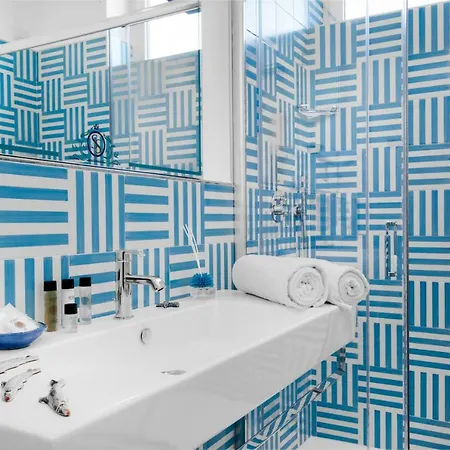 Gasthuis Yourhome - Sersale 4*