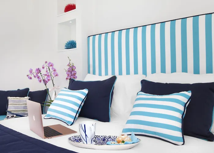 Yourhome - Sersale Pensionat 4*