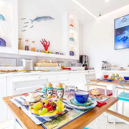 Pensionat Yourhome - Sersale 4*