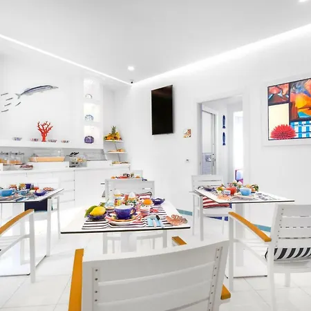 Yourhome - Sersale Pensionat 4*